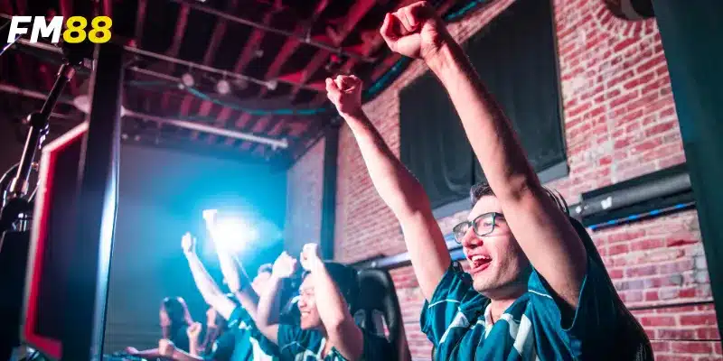 Tìm hiểu về đội tuyển eSports hàng đầu