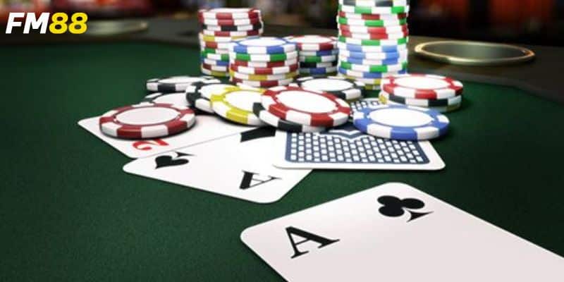 Tại sao chơi Poker trực tuyến lại hấp dẫn